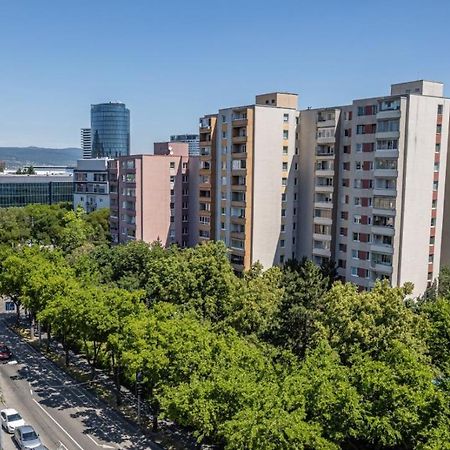 2 Room Apartment With Terrace, New Building, Jegeho ブラチスラヴァ エクステリア 写真